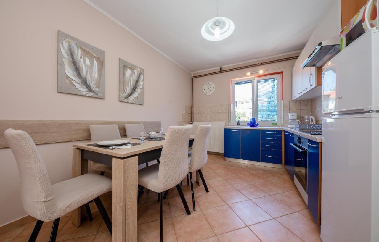 Apartments Luka Rab Town Kültér fotó